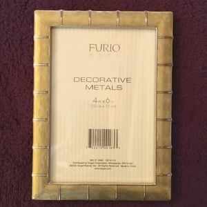 Furio home picture frame